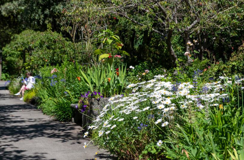 Carl S. English Jr. Botanical Garden, United States